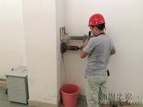房屋加固工程檢測(cè)現(xiàn)場(chǎng)