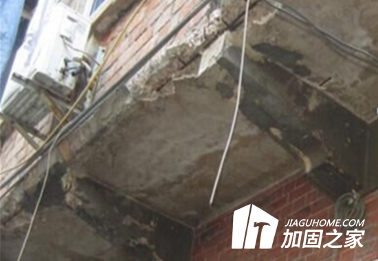 給自家的陽臺加固，安全保護(hù)每一天