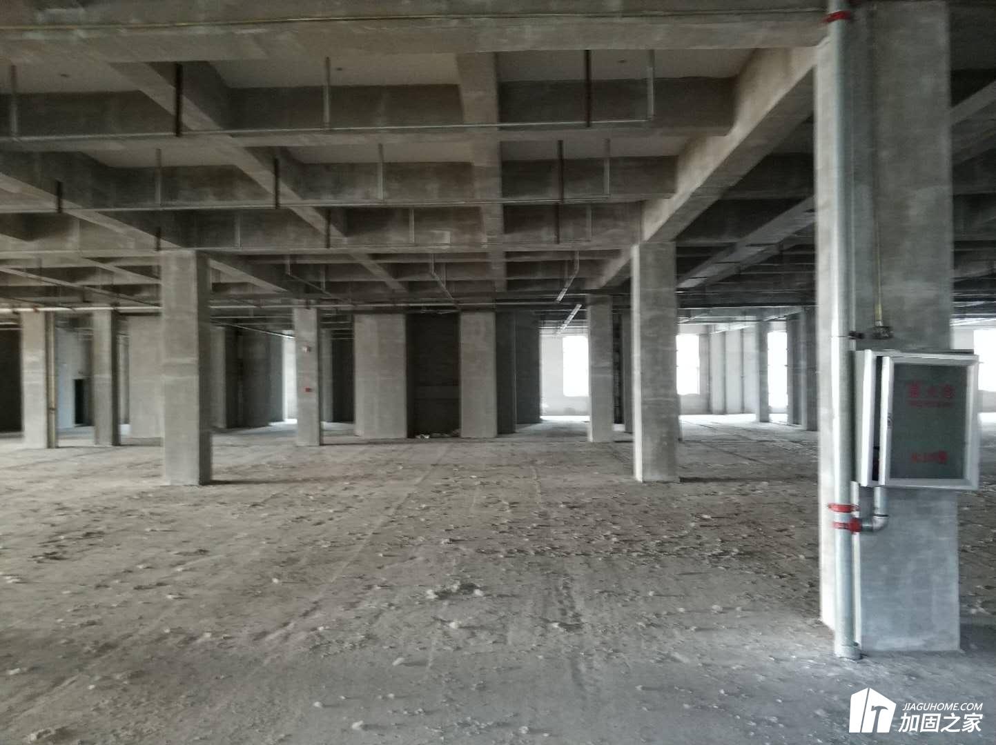 數(shù)據(jù)中心改擴建，樓板加固用什么方法？